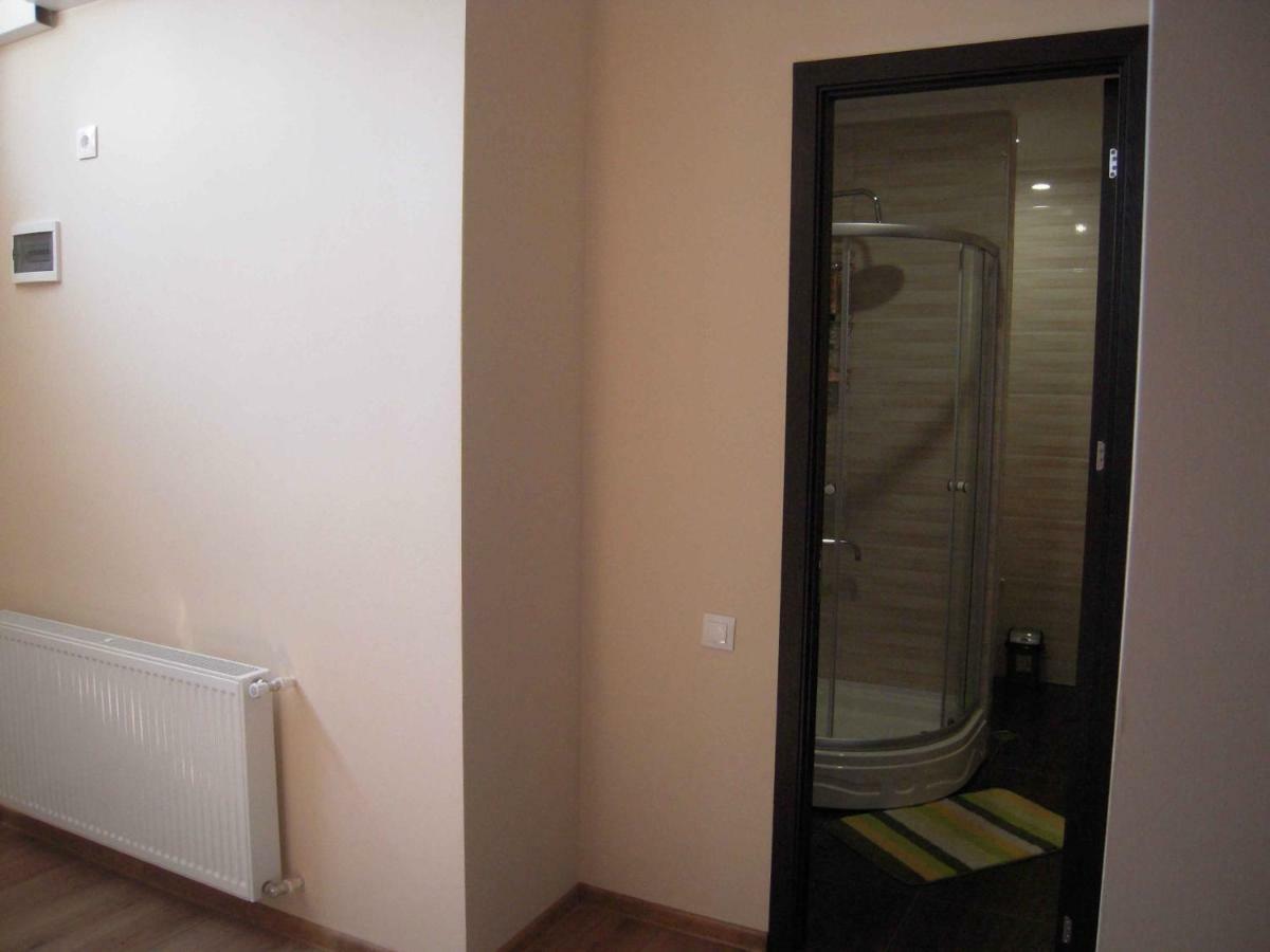 Full House Tbilisi Exterior foto